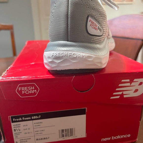 Mens New Balance - Picture 2 of 3